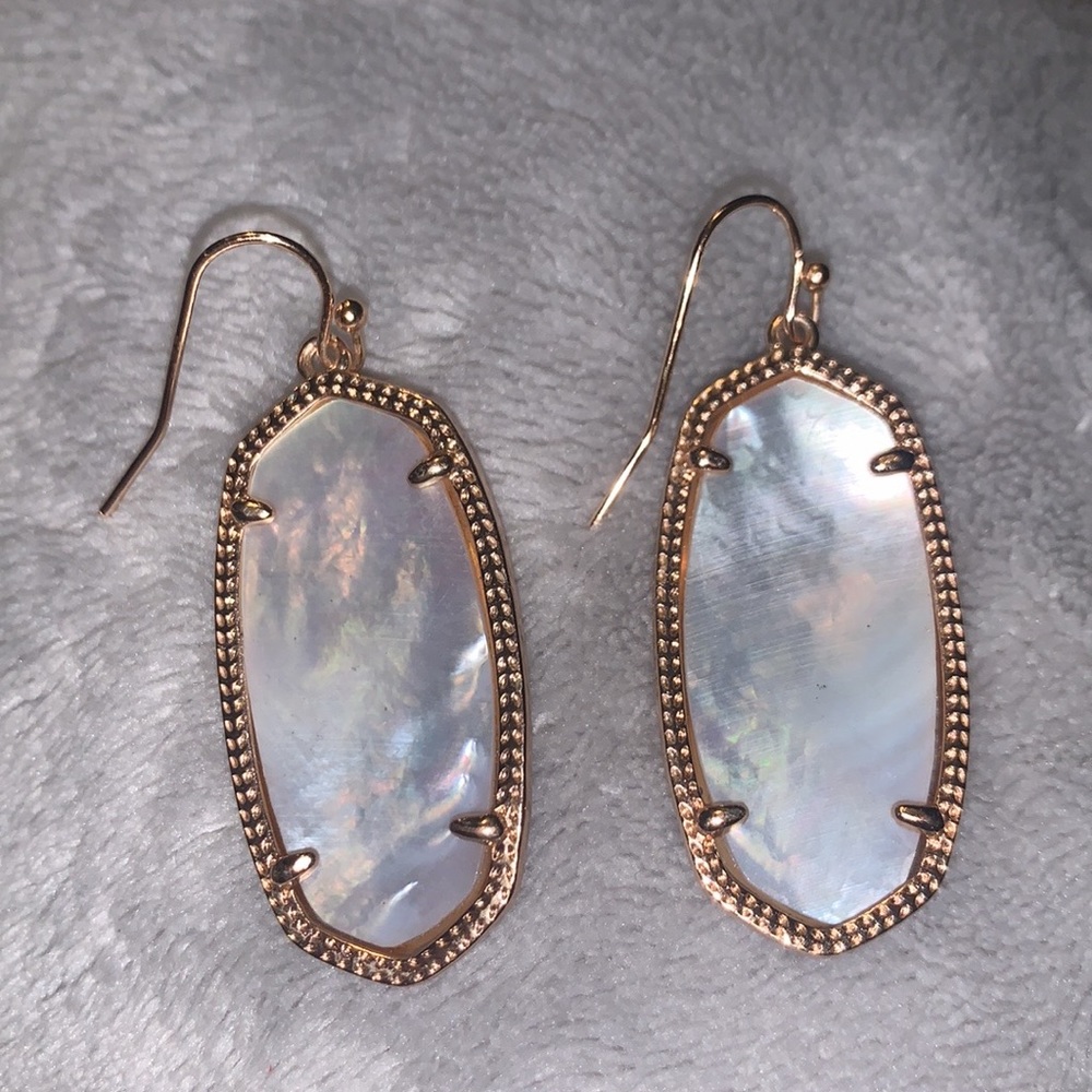 Kendra Scott Elle Rose Gold Drop Earrings in Ivory Mother-of-Pearl
